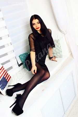 Лена, метро Академическая