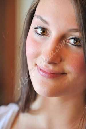 Оля, метро Киевская