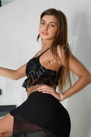 Алиса, метро Пражская