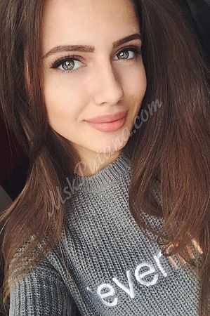 Катя, метро Улица Скобелевская