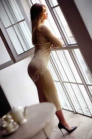 Милана, метро Новогиреево