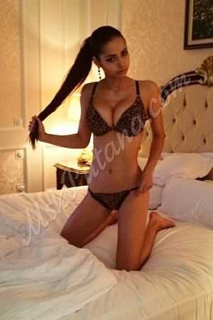 Даша, метро Преображенская площадь