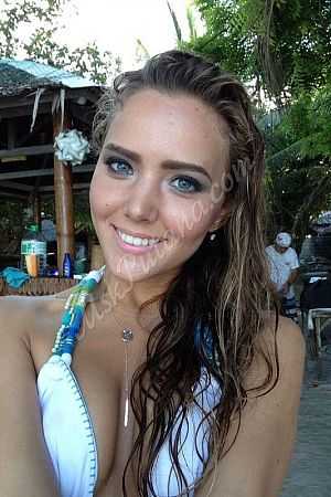 Ангелина, метро Курская