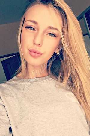 Ксения, метро Севастопольская