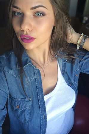 Ксюша, метро Дмитровская