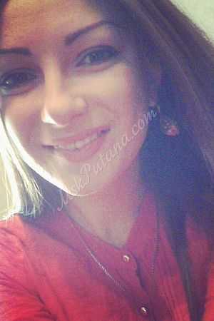 Оксана, метро Зорге