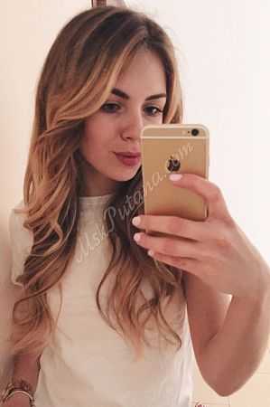 Эля, метро Комсомольская