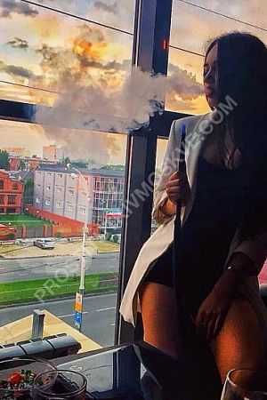 Нина, метро Белорусская