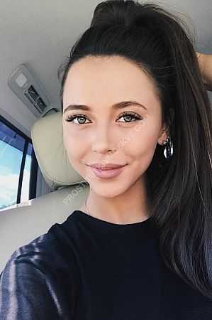 Алина, метро Выхино