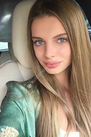 Нина, метро Новые Черёмушки