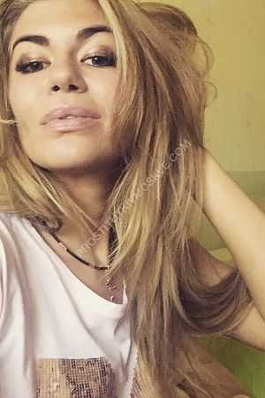 Алена, метро Измайлово