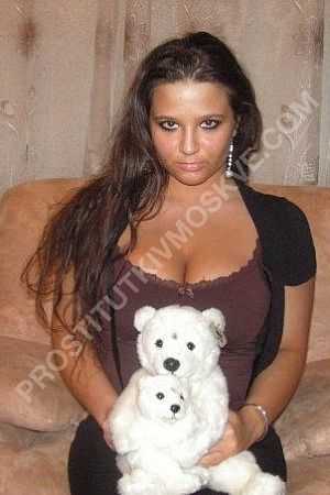 Вера, метро Каховская