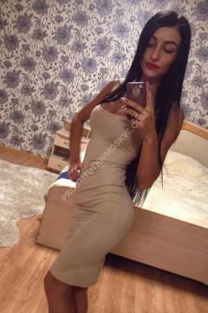 Лена, метро Третьяковская