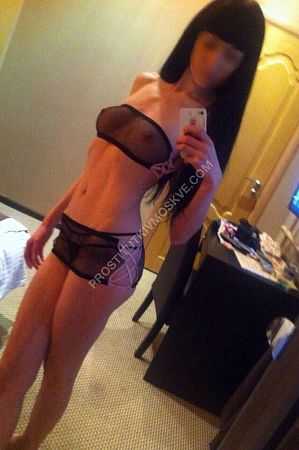 Лера, метро Краснопресненская