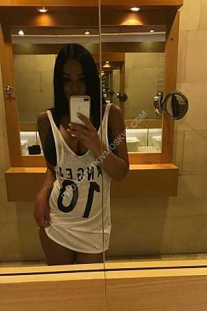 Тина, метро Выхино