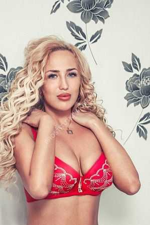 Неля, метро Октябрьское Поле