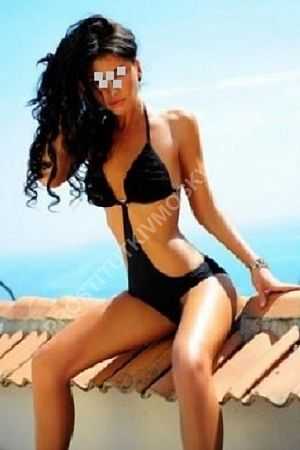 Ира, метро Менделеевская