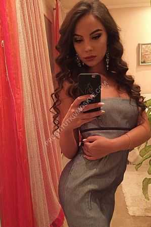 Альбина, метро Новопеределкино