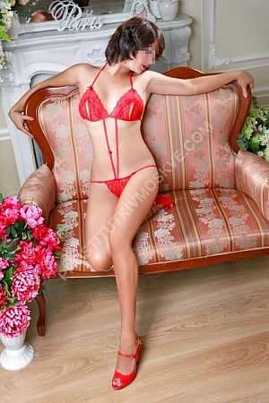 Катя, метро Академическая