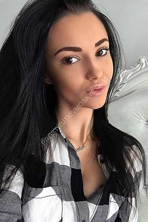 Алина, метро Соколиная Гора