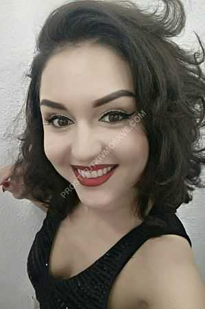 Надя, метро Чертановская