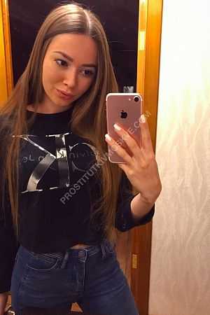 Варя, метро Лермонтовский проспект