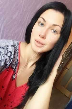 Николь, метро Маяковская