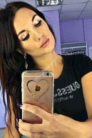 Олеся, метро Зорге