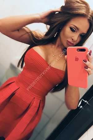 Аллочка, метро Пролетарская