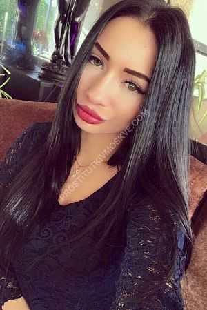 Настя, метро Маяковская