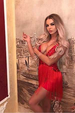 Алина, метро Октябрьское Поле