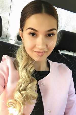 Маша, метро Пушкинская