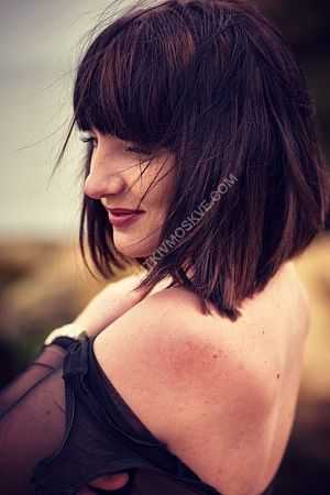 Валерия, метро Театральная