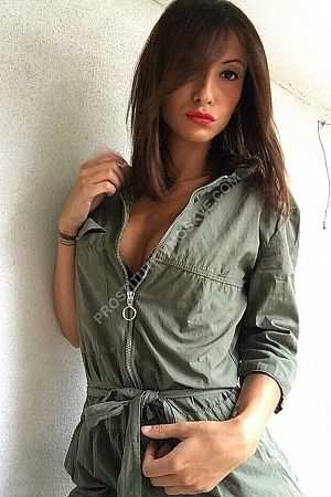 Вероника, метро Улица Старокачаловская