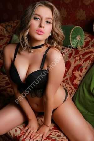 Саша, метро Выставочная