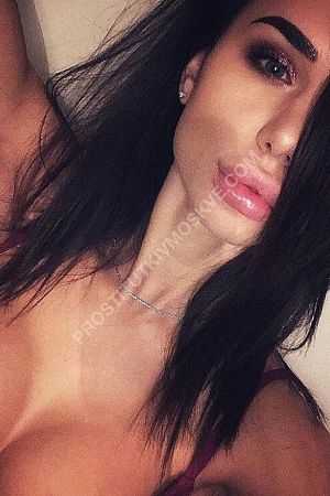 Вика, метро Печатники