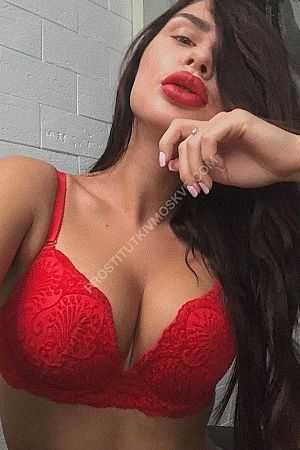 Вика, метро Бульвар Адмирала Ушакова