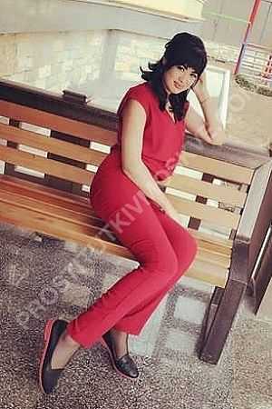 Яна, метро Ломоносовский проспект