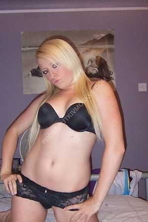 Соня, метро Достоевская