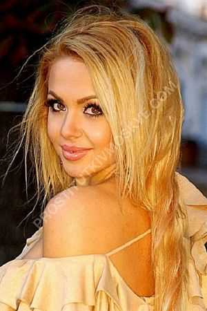 Соня, метро Маяковская