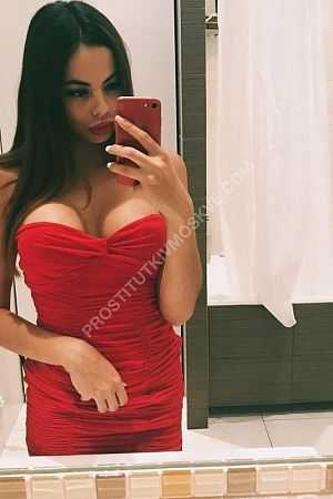 ира, метро Рижская