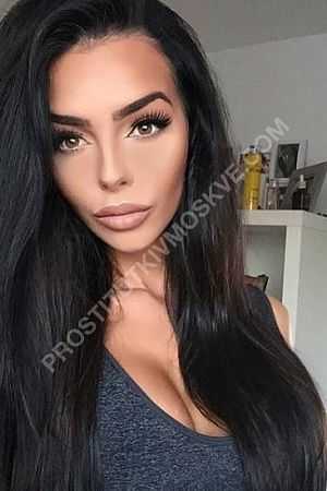 катя, метро Бутырская