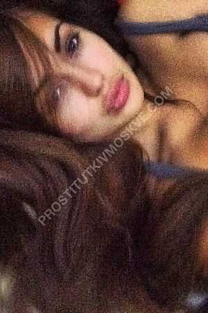 Настя, метро Кропоткинская