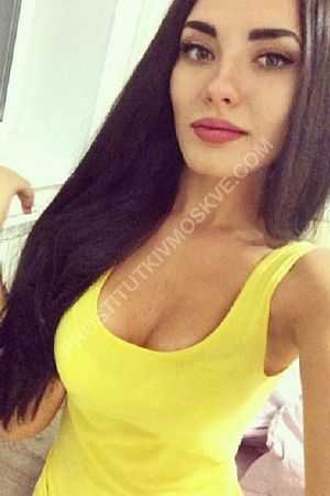 мила, метро Цветной бульвар