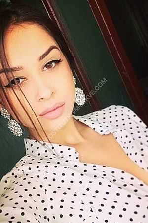 ангелина, метро Петровский парк