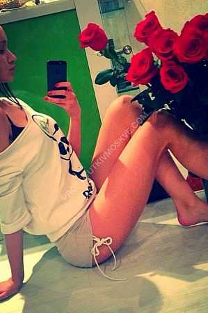 милана, метро Молодёжная