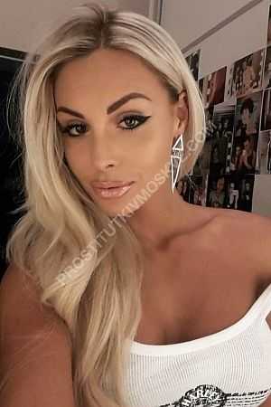 милана, метро Озёрная