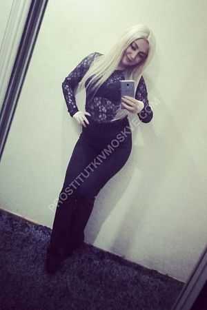 Оксаночка, метро Дубровка