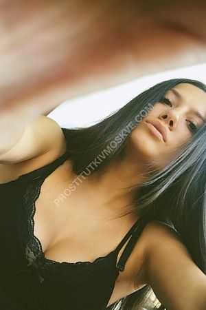 Елена, метро Аннино