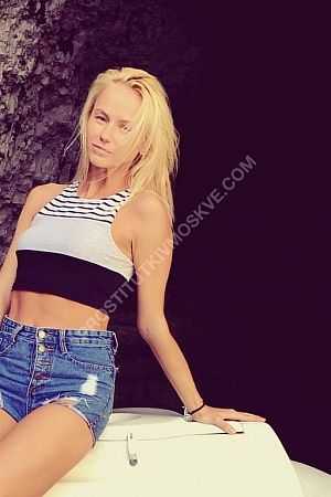 Елена, метро Пятницкое шоссе